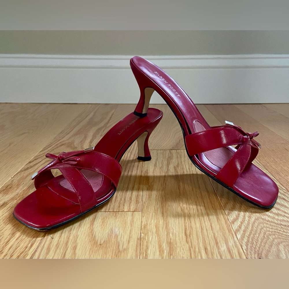 Karen Scott Red Women's Kitten Heel Slides; Size 8.5